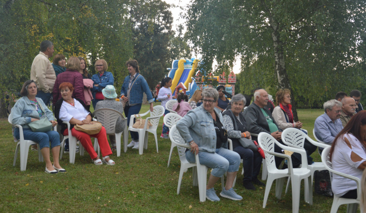 4. fotografia fotogalérie Aktuality / Daloló Alsólánc 2025 Spievajúci Nižný Lánec - foto