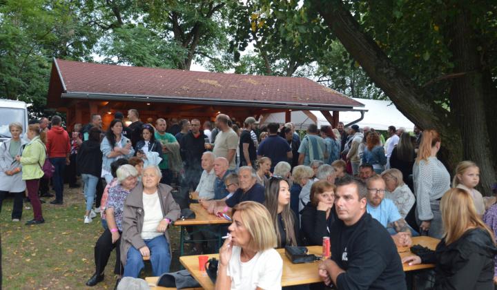 6. fotografia fotogalérie Aktuality / Daloló Alsólánc 2025 Spievajúci Nižný Lánec - foto